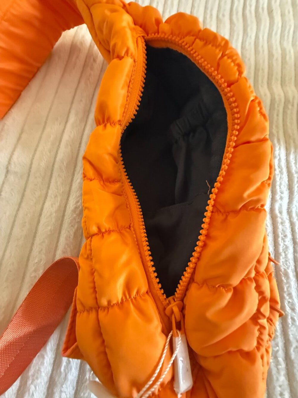 NWT Orange Brielle Quilted Puffer Sling Bag | Lightweight Crossbody Chest Bag - Picture 5 of 6